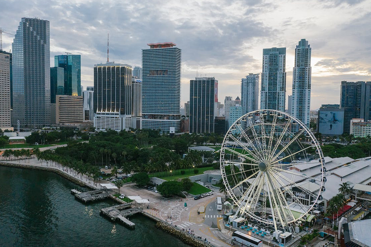 flight offers miami 2